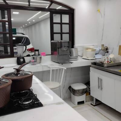 Masseiras planetárias na cozinha profissional da Léia Simões